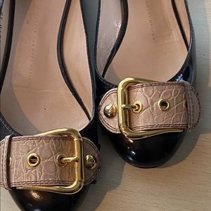 Giuseppe Zanotti Ballet Flats Size 38 ✨PRISTINE✨ with gold buckle & accents.